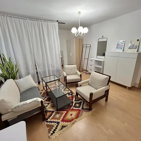 Apartmán Spacious Near Center